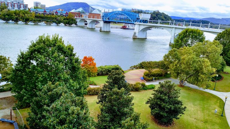 How Chattanooga Blends City Life With Nature