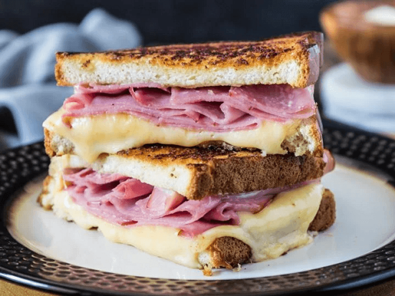 Bristol Caf&eacute; and Market &mdash; Bristol