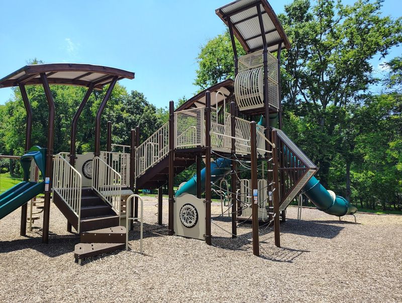 Woodland Park &mdash; Columbia