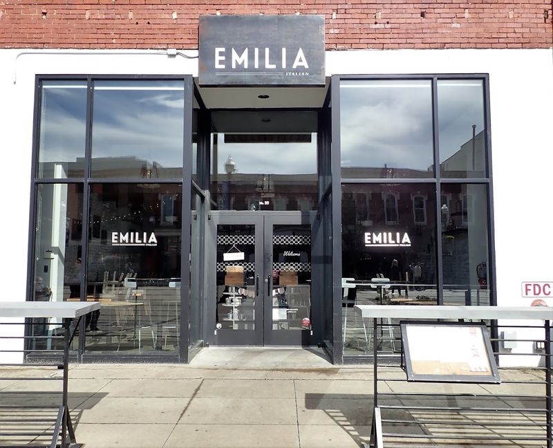 Why Locals Keep Coming Back to This Knoxville Gem