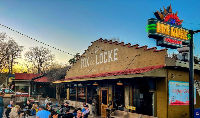 Fox & Locke — Leiper's Fork