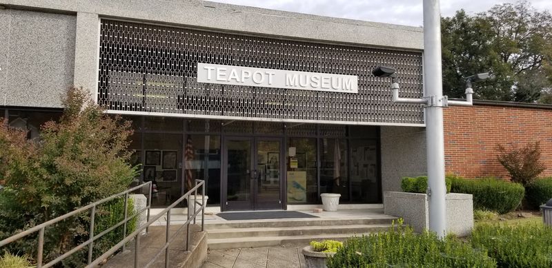 Trenton Teapot Museum, Trenton