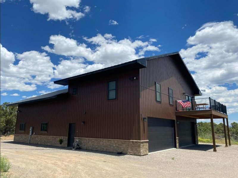 17 Reasons Why A Barndominium Makes A Great Home - Decor Hint Minimal Exterior Maintenance