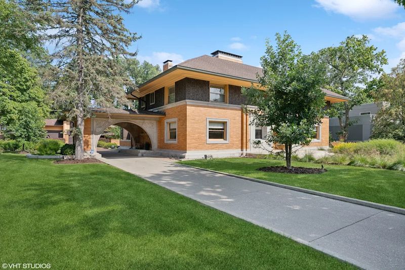 Prairie-Influenced Facades