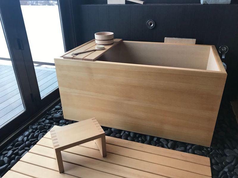 Ofuro Soaking Tubs