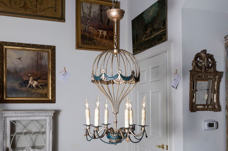 22 French Country Decor Ideas For Every Room - Decor Hint Vintage-Inspired Lighting