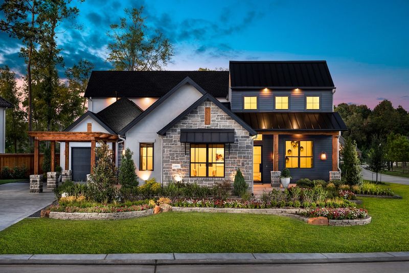 11 Bold Brick Curb Appeal Moves From Georgia Bungalows - Decor Hint Stylish Outdoor Lighting Fixtures