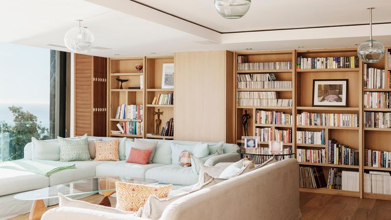 Home Stagers Say These Things Make Your Home Look Tacky And How To Fix Them - Decor Hint Overstuffed Bookshelves