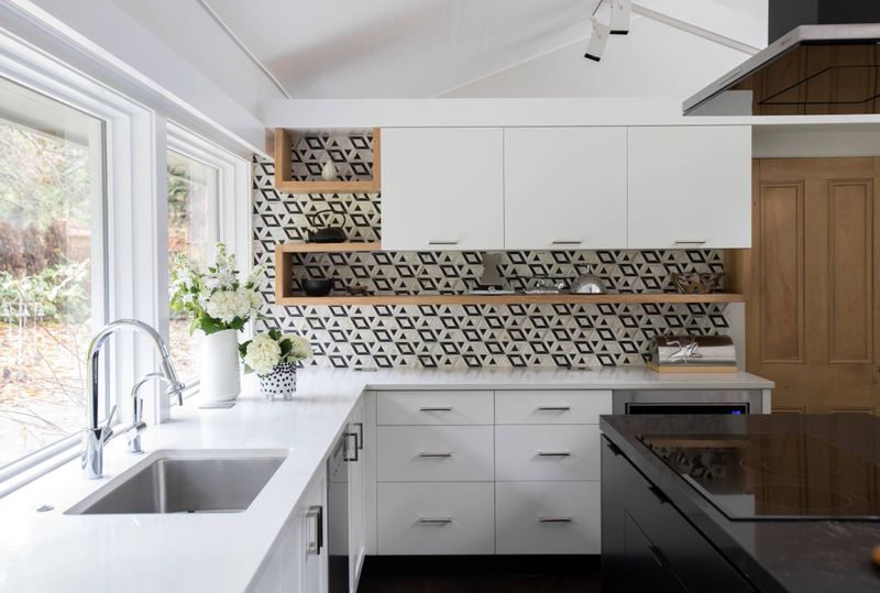 8 Kitchen Mistakes Making Your Pennsylvania Home Look Stuck In The Past (And 8 Easy Upgrades To Bring It Into The Now), According To Designers - Decor Hint Bold, Textured Backsplashes