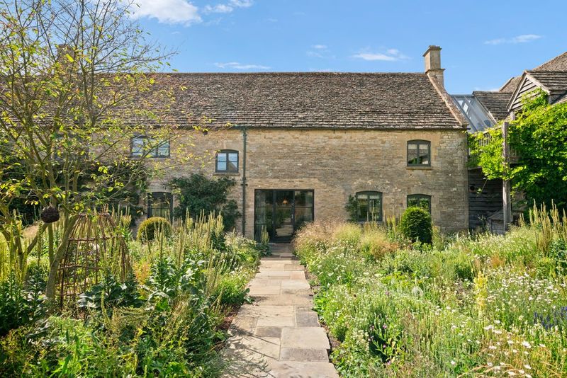 A Grand Stone Entrance That Channels Countryside Majesty