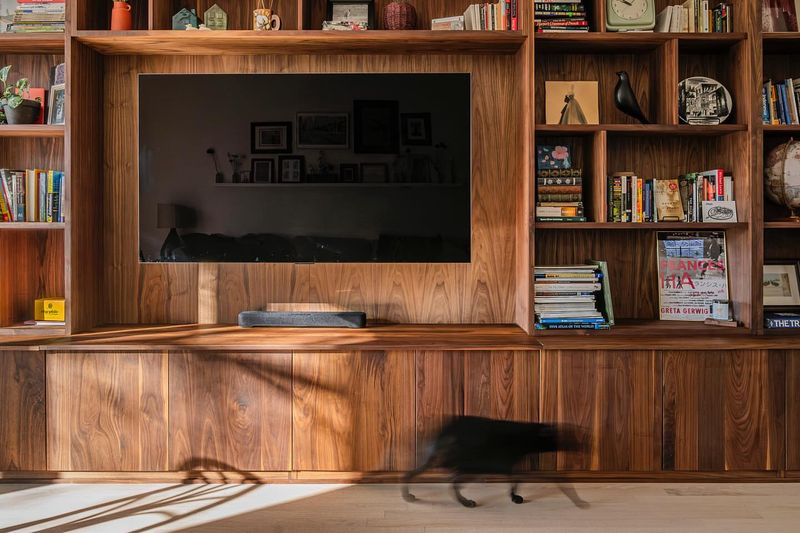 17 American Home Styles That Will Be Considered Obsolete By 2030 - Decor Hint Media Rooms With Built-In Entertainment Centers
