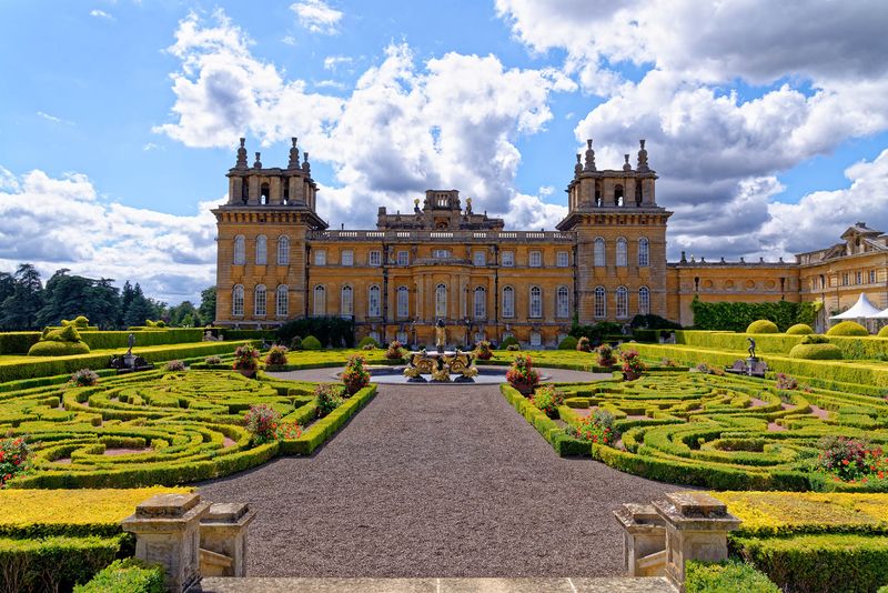 20 English Aristocrat Homes That Are Fit For A Fairytale - Decor Hint Blenheim Palace: Churchill's Birthplace