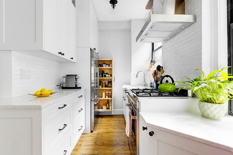 7 Outdated Decor Pieces To Ditch In 2026, And 4 Modern Alternatives To Bring In - Decor Hint All-White Kitchens