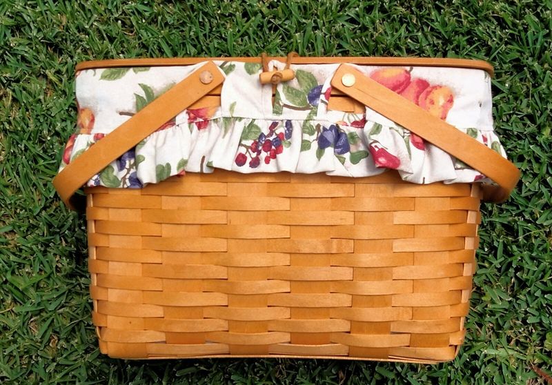 Indiana's Collectibles Market Faces Change With 14 Items Losing Value Fast And 6 Now Practically Worthless - Decor Hint Longaberger Baskets