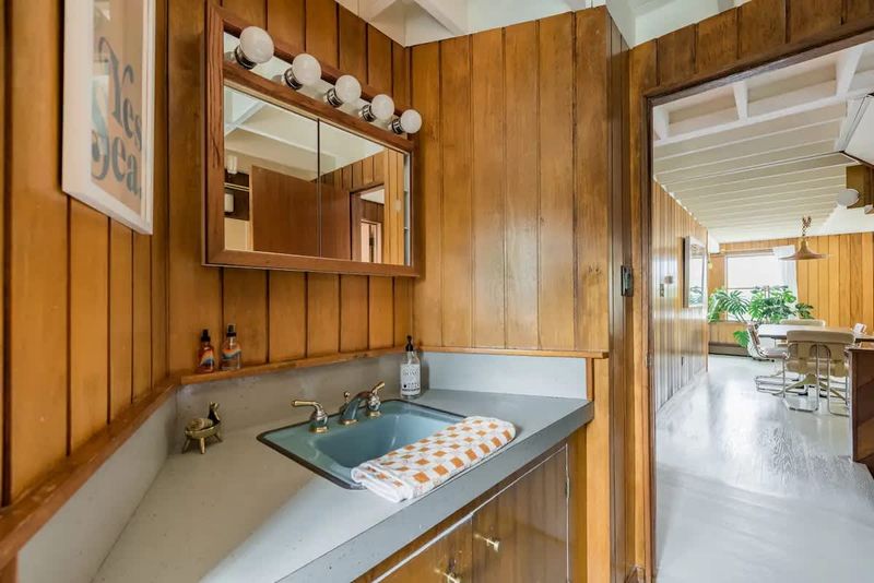 22 Things Every '80s Home Had Whether You Wanted Them Or Not - Decor Hint Wood Paneled Walls