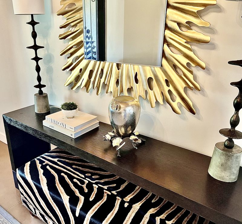 Simple Yet Chic 12 Decor Ideas For A Beautiful Home - Decor Hint Mixed-Metal Accessories
