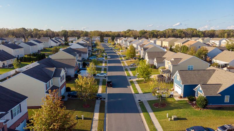 AVOID: Overpriced Charlotte Suburbs