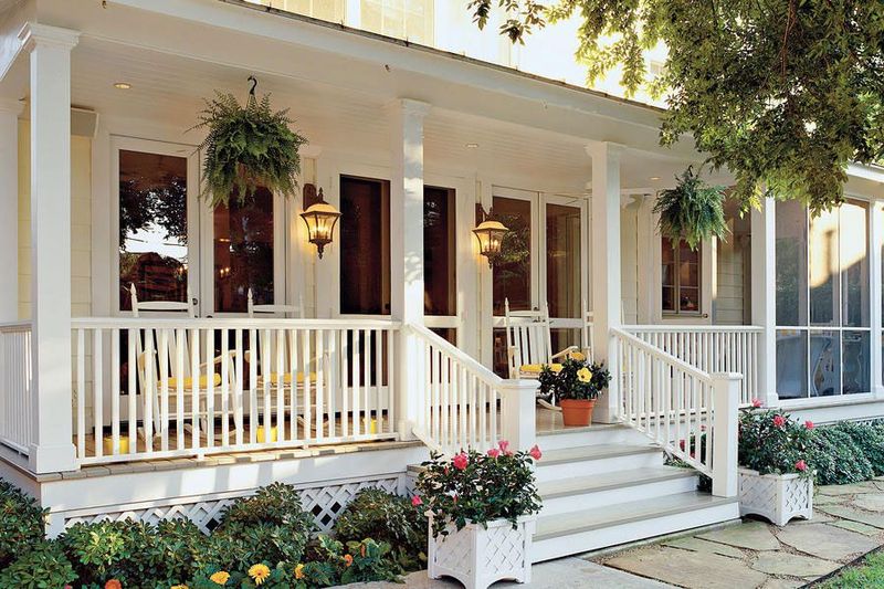 Southern Porch Perfection Tips From Savannah, Georgia - Decor Hint Fern Fever