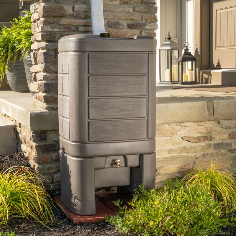 13 Home & Garden Ideas Inspired By The Heart Of Pennsylvania - Decor Hint Rain Barrels with Copper Accents