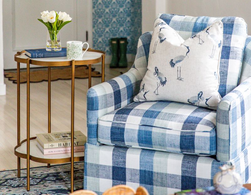 From Wrong Turns To Right Moves 5 Common Southern Decor Mistakes In Georgia + 6 That Truly Work - Decor Hint Gingham or Floral Touches