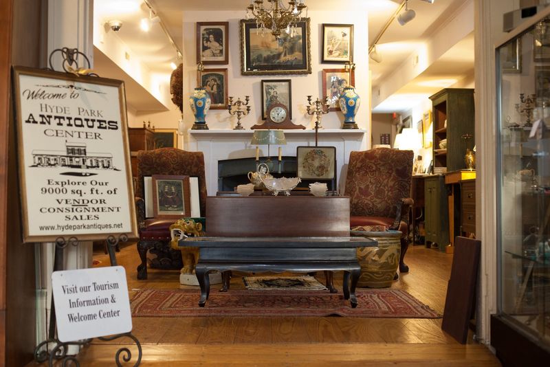 The Window To Get These High-Value Vintage Pieces Is Closing Here's Where To Find Them In Time - Decor Hint Visit regional antique malls