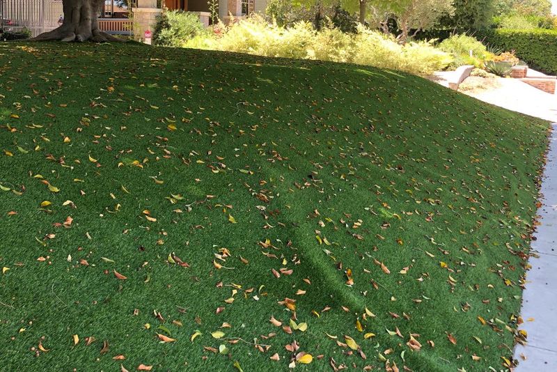 11 Backyard Features Devaluing Your Home And 11 That Will Add Value - Decor Hint Artificial Grass In Poor Condition
