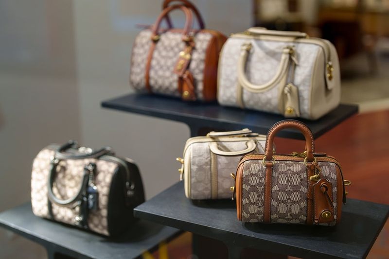 18 Valuable Things To Look For At Goodwill - Decor Hint Genuine Designer Items