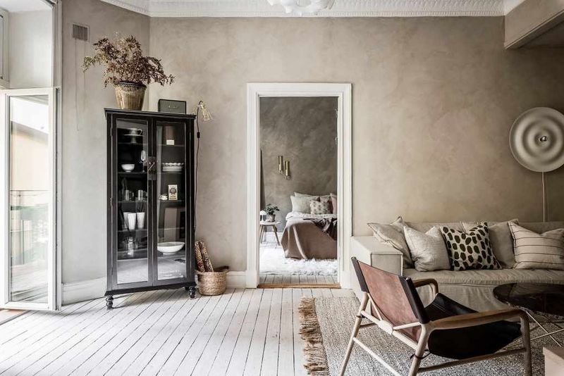 The Future Of 9 Home Designs Kansas Realtors Avoid And 11 Headed For Big Wins - Decor Hint Textured Wall Finishes (win)
