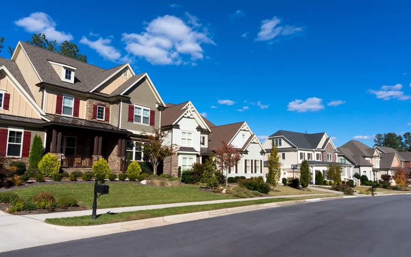 13 Suburban Home Features That Are Becoming Legal Headaches - Decor Hint Large satellite dishes in view easements