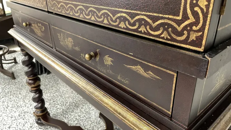 36 Antiques Are Not Worth A Penny Nowadays, For Real - Decor Hint Chinoiserie Cabinets
