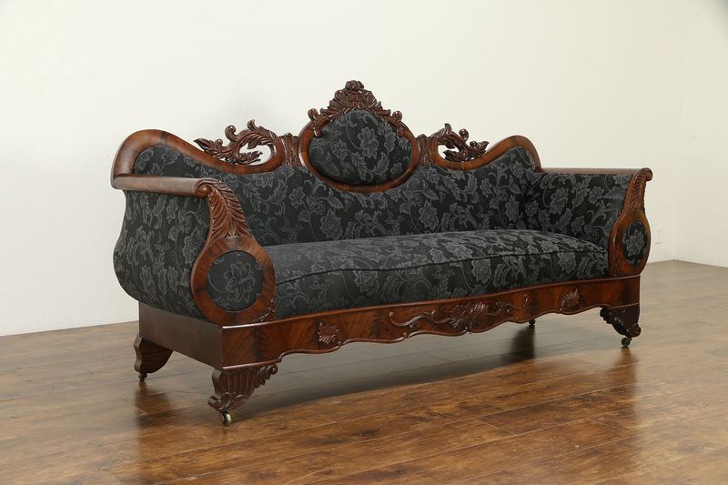 11 Antique Furniture Styles Still Found In New England Homes - Decor Hint Victorian Opulence