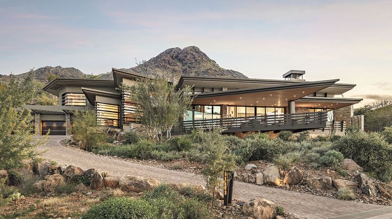 Try To Spot These 13 Magnificent Mirror Houses In The US - Decor Hint The Mirage House, Scottsdale, AZ