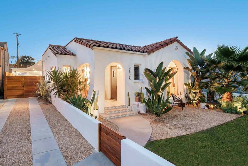 What Arizona DIYers Are Doing With Their Weekends (And Loving It) - Decor Hint Refreshing Exterior Paint