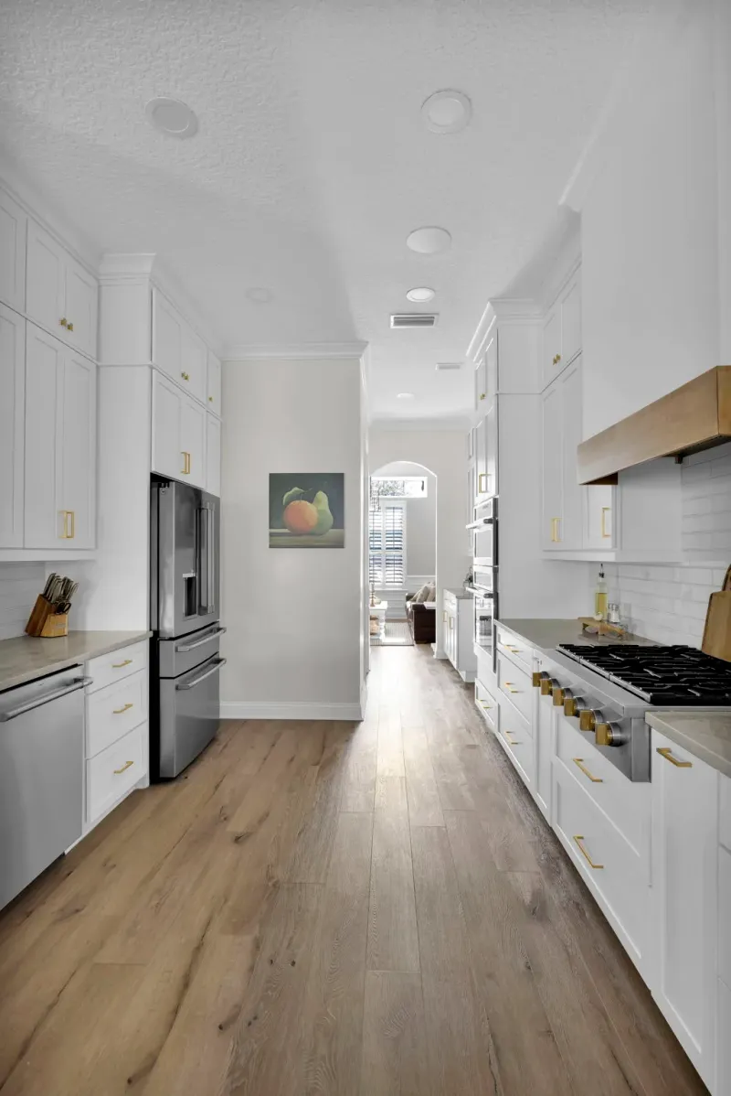 12 Aspects Of Jacksonville Kitchens That May Influence Buyer Decisions Experts Say - Decor Hint Cramped Layouts