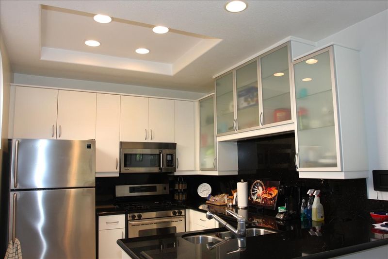 16 Items That Make Your Kitchen Look Cheap, According To Professionals (Plus 8 To Get Rid Of ASAP) - Decor Hint Fluorescent Box Lighting