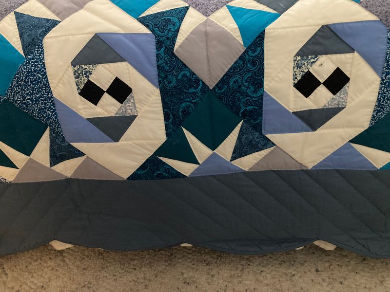 11 Timeless Pennsylvania Decor Touches That Locals Can't Stop Using (And Designers Secretly Love) - Decor Hint Quilts And Handwoven Textiles: Heirloom Comfort
