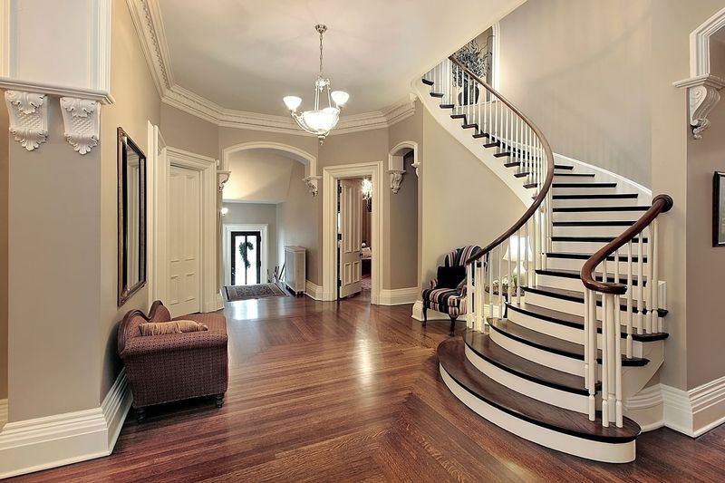 Crown Molding