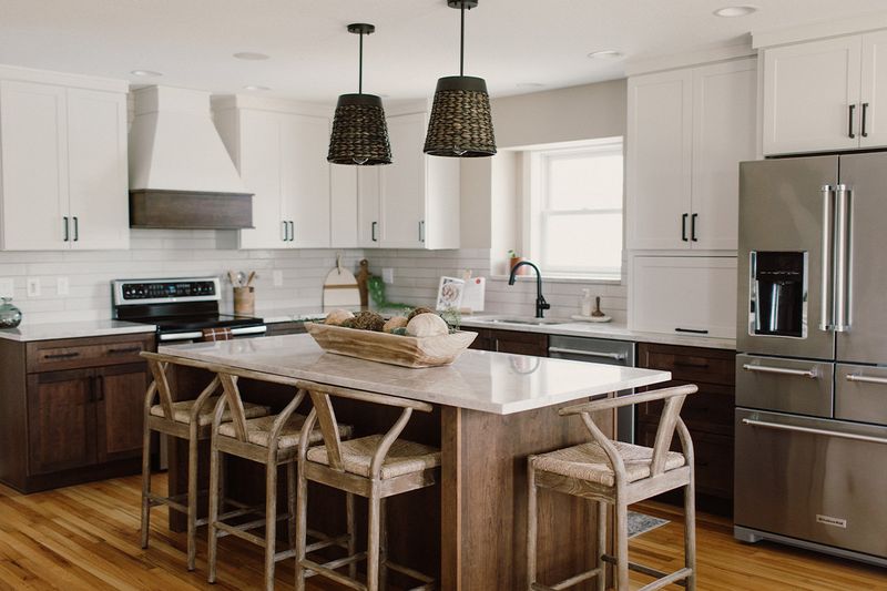 Mismatched Two-Tone Cabinet Disasters