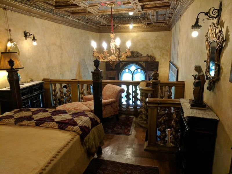 Step Inside Hearst Castle In California's Coastal Hills - Decor Hint Duplex Suite