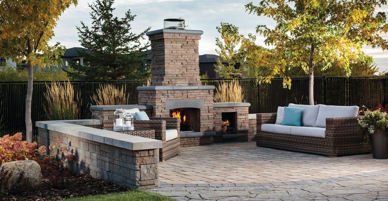 Smart And Stylish: 12 Exterior Design Ideas Seen Across Nebraska Homes - Decor Hint Outdoor Living Rooms With Fireplaces