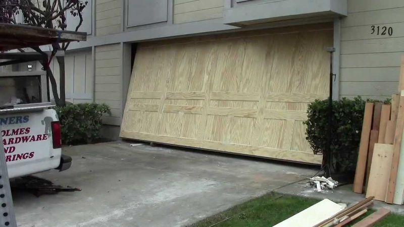 9 Things Making The Exterior Of Your Home Look Dated, And What You Can Do About Them - Decor Hint Builder-Grade Garage Doors