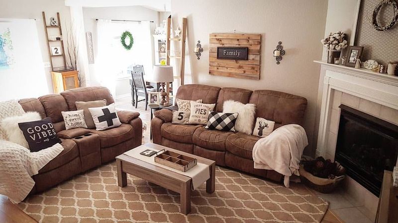 8 Outdated Couch Colors That Date Your Living Room And 4 More That Aren't Helping Either - Decor Hint Chocolate Brown Suede