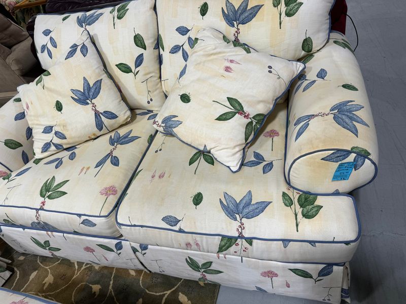 10 Things in Grandma's House That Could Be Worth A Ton Of Money (And 11 That Are Pretty Worthless) - Decor Hint WORTHLESS: Dated Floral Upholstered Sofas