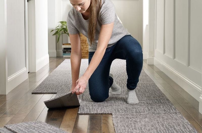 10 Items That Make Your Kitchen Look Cheap (Plus 10 That Do The Complete Opposite), According To Designers - Decor Hint Vinyl Peel-and-Stick Flooring