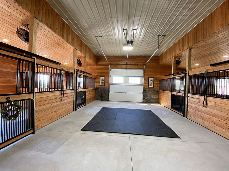 26 Barndominium Features That'll Make You Say 'Wait, That's A House?' - Decor Hint Indoor Horse Stalls