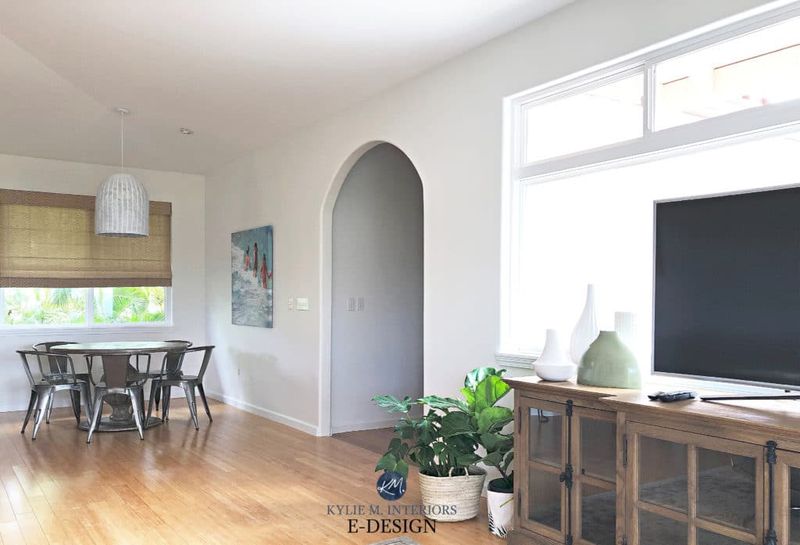 11 Sherwin-Williams Paint Colors Favored By Georgia Homeowners - Decor Hint Pure White: The Southern Modernist's Choice