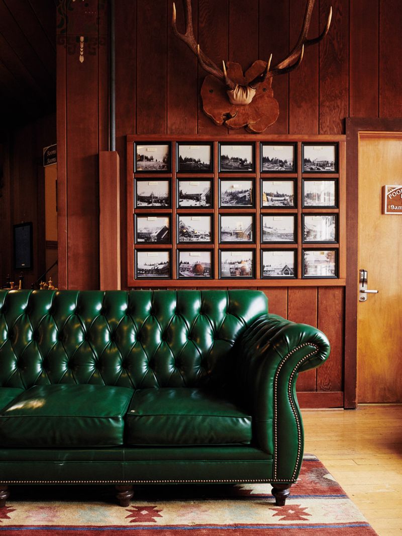 In My Experience, These 10 Sofa Colors Don't Work Well In Oregon Here's What Looks Fresh Instead - Decor Hint Forest Green Velvet: Surprisingly Overwhelming Indoors