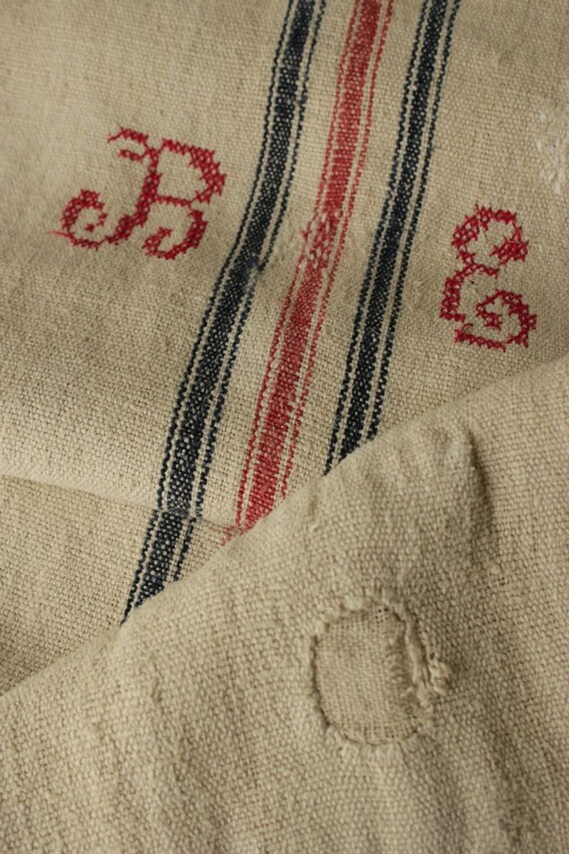 French Country Decor Is Back But Only These Antiques Are Worth It - Decor Hint Woven Hemp Grain Sacks
