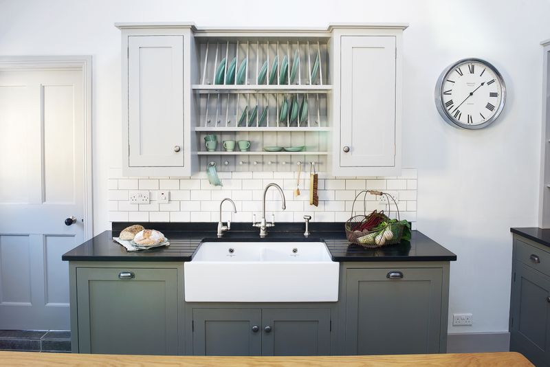 Choose 8 New Kitchen Colors New Hampshire Designers Swear By In 2025 And 4 More To Try - Decor Hint Pewter Mill