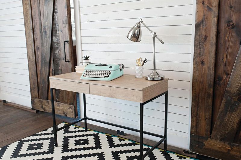Grandma Was Right – 22 Vintage Home Staples Making A Comeback - Decor Hint Typewriters